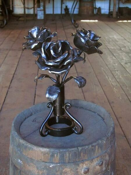File:Metal-Roses.jpg