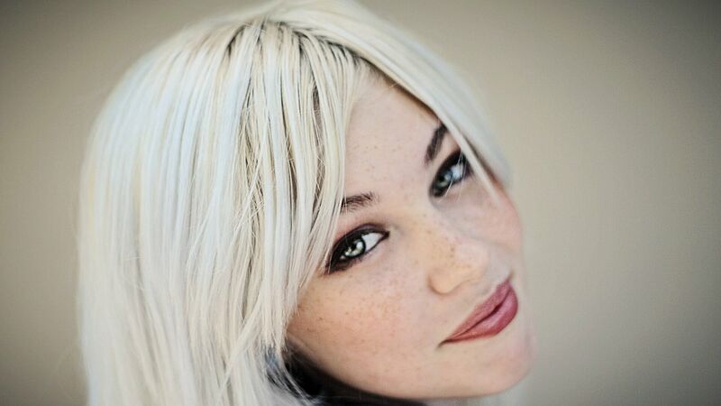 File:Alathea Six.jpg